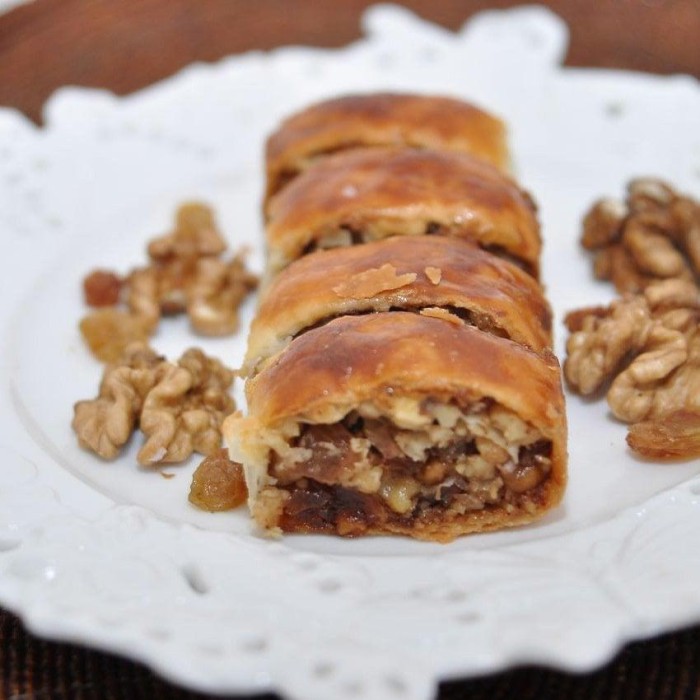 Petek Pastanesi