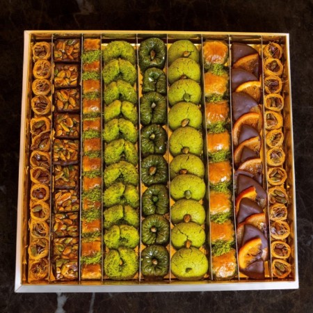 Baklava ve Çikolata Kutu