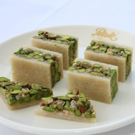 Ballı Fıstıklı Belluriye Tatlısı